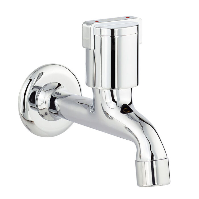 Pisa grifo de pared con aireador