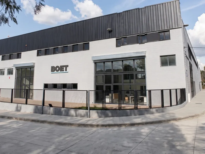 Entrada principal de la planta de Boet en Sant Esteve Sesrovires